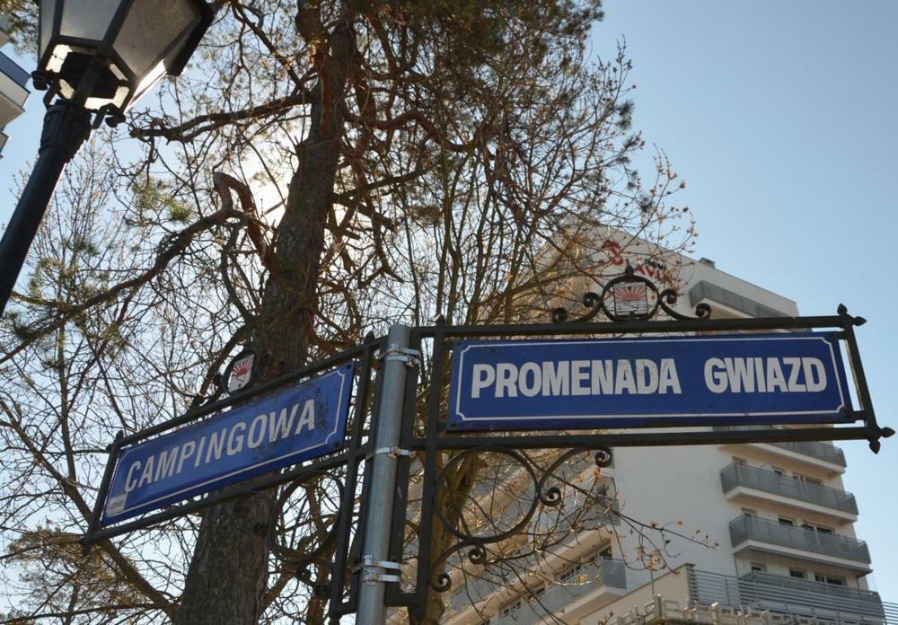 Maly Przytulny Apartament Z Widokiem Na Morze - Po Remoncie Appartement Miedzyzdroje Buitenkant foto